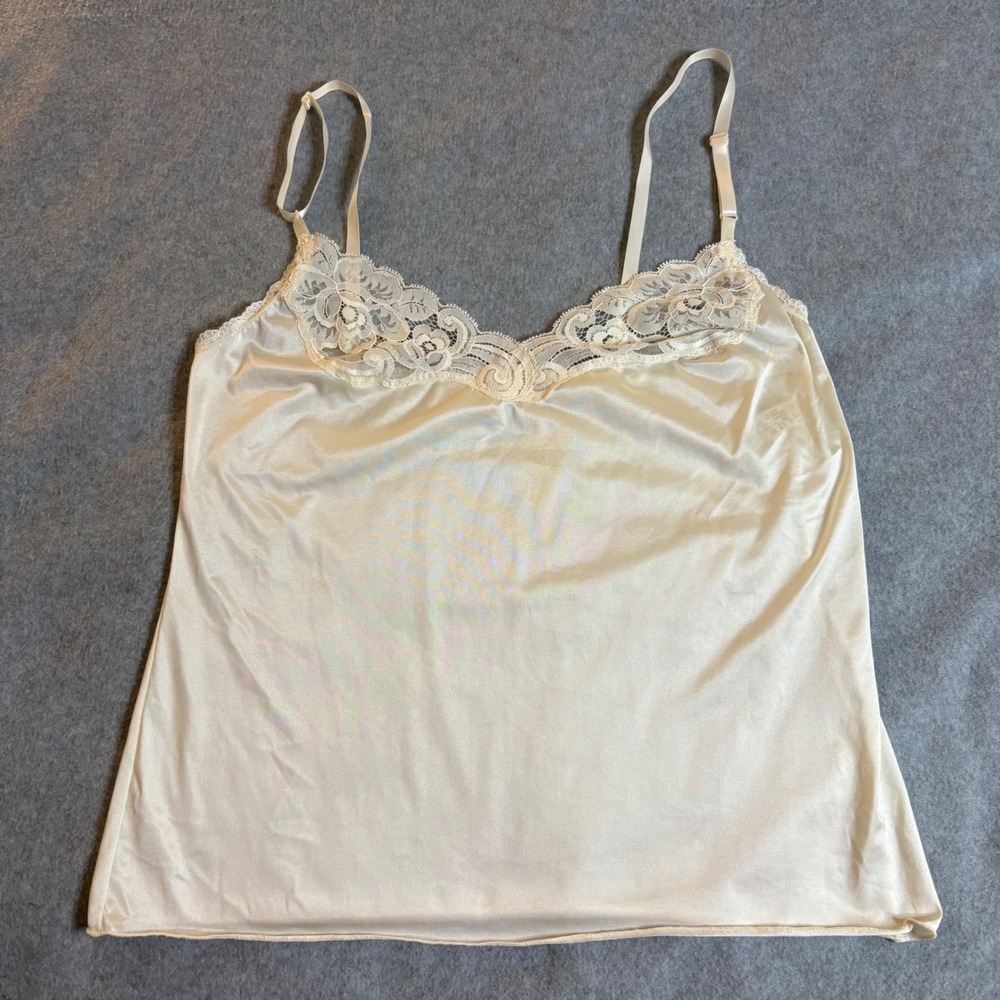 Vintage Vanity Fair Lace Camisole Ivory Cream Nylon Cami Top Made in USA Size 32